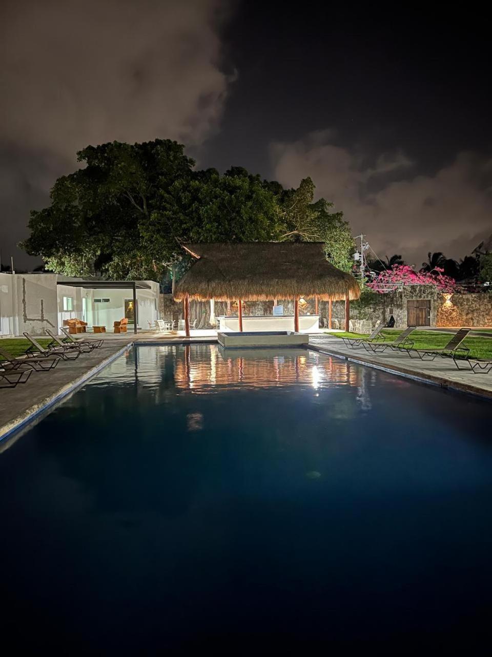 Guest House Stone Wall Residences Cancun Ngoại thất bức ảnh
